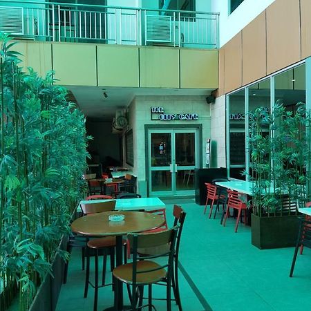 Lae City Hotel Esterno foto