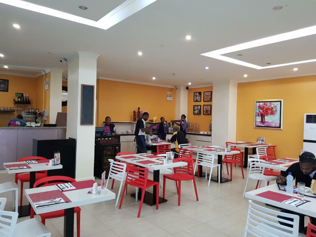 Lae City Hotel Esterno foto